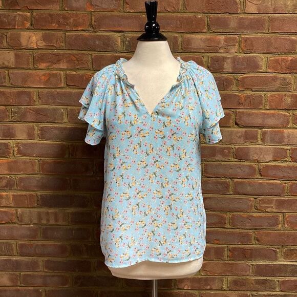 Pleione Blue Floral Flutter Sleeve Top Size Small - Picture 2 of 6